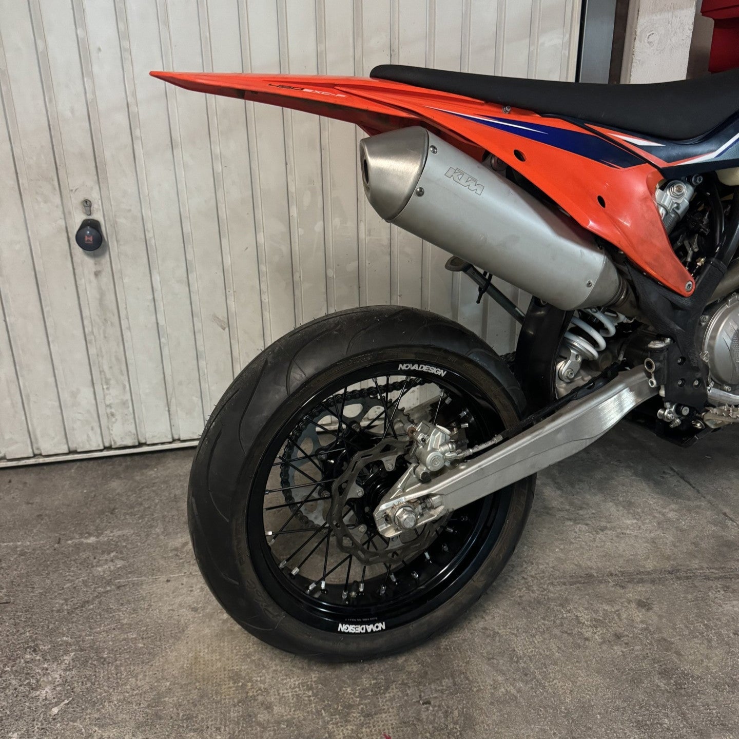 KIT COMPLET SUPERMOTARD 100% PERSONNALISABLE