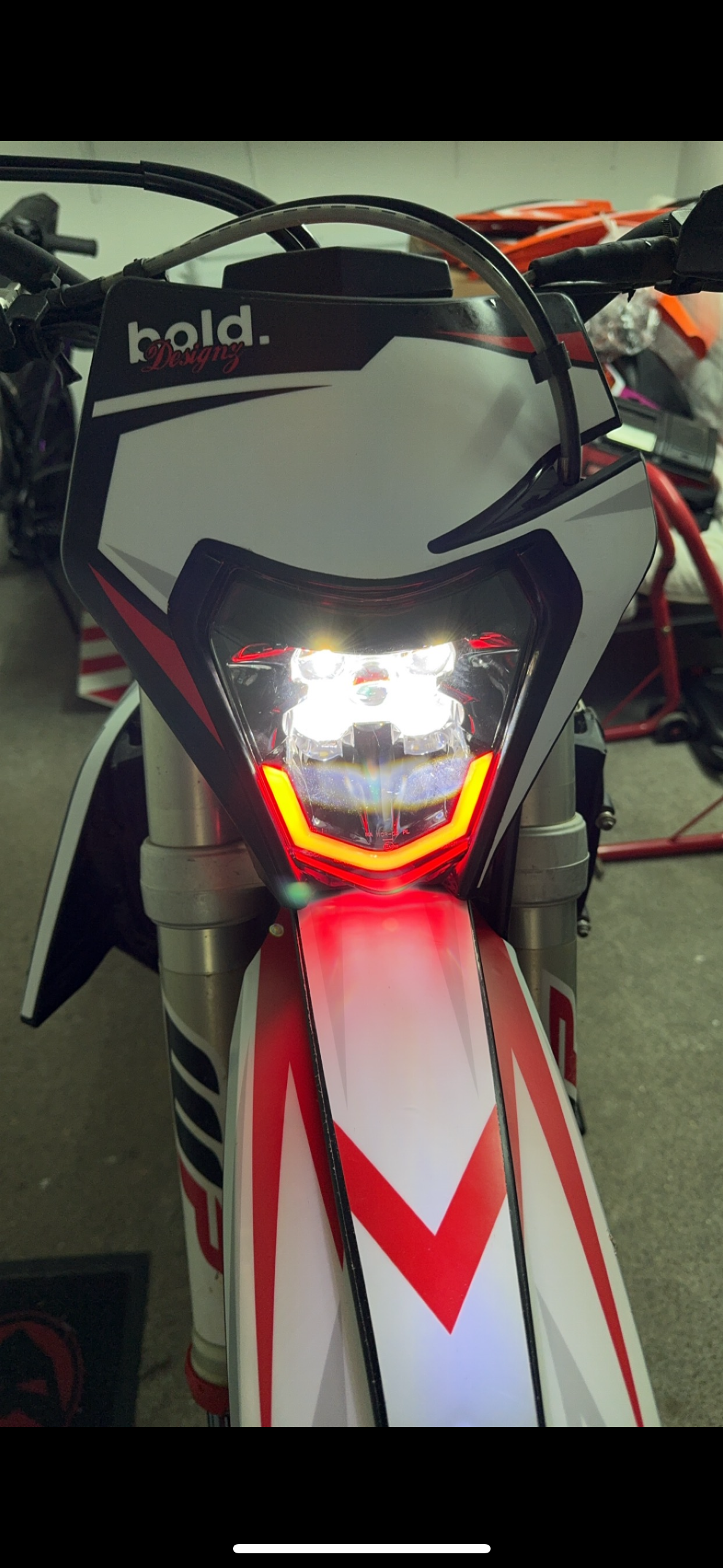 Phare Avant Teinté LED V2