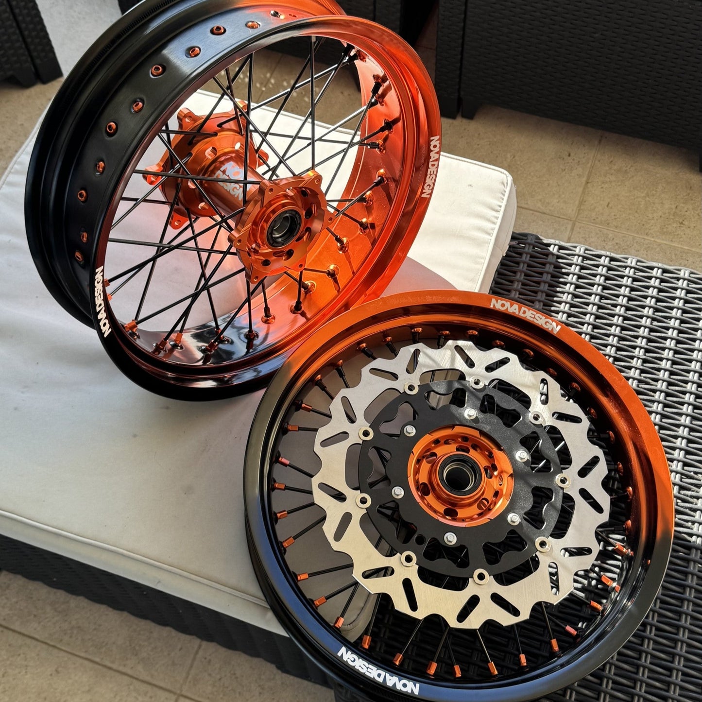 KIT COMPLET SUPERMOTARD BICOLORE 100% PERSONNALISABLE